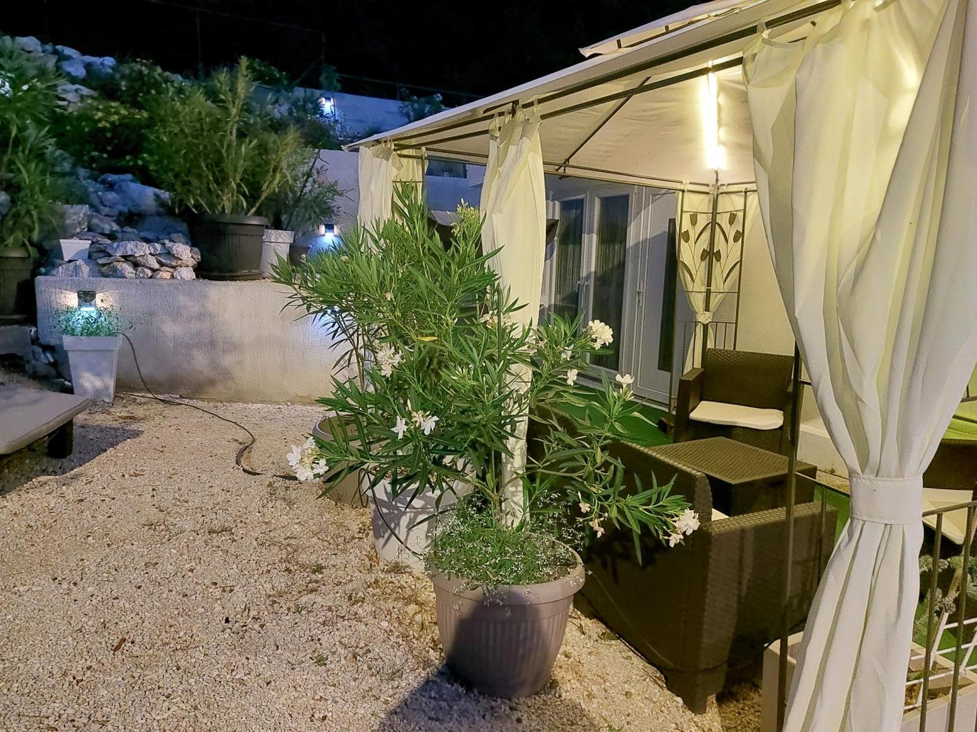 Family Apartment Villa Zrnka S Besplatnim Parkingom Rovinj Rom bilde